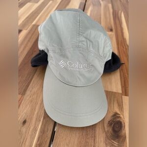 Columbia Light Gray Sports Cap
